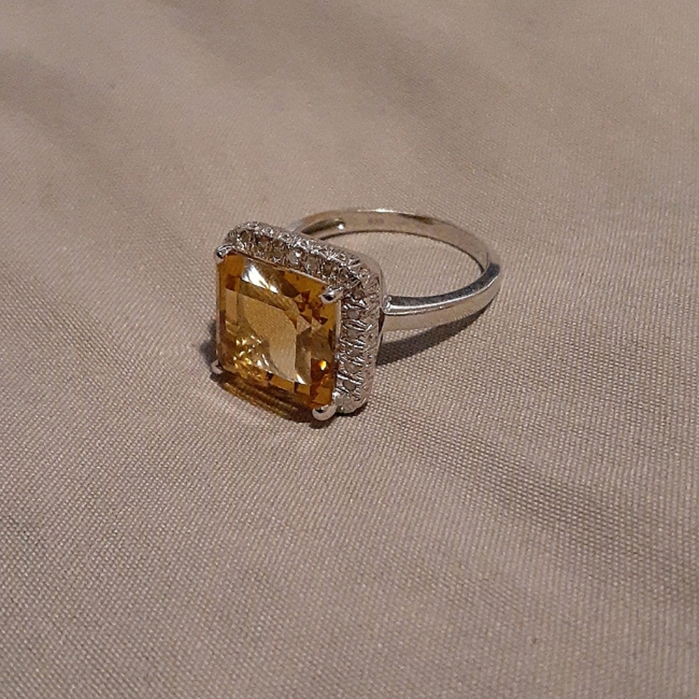 Costume Cocktail Ring